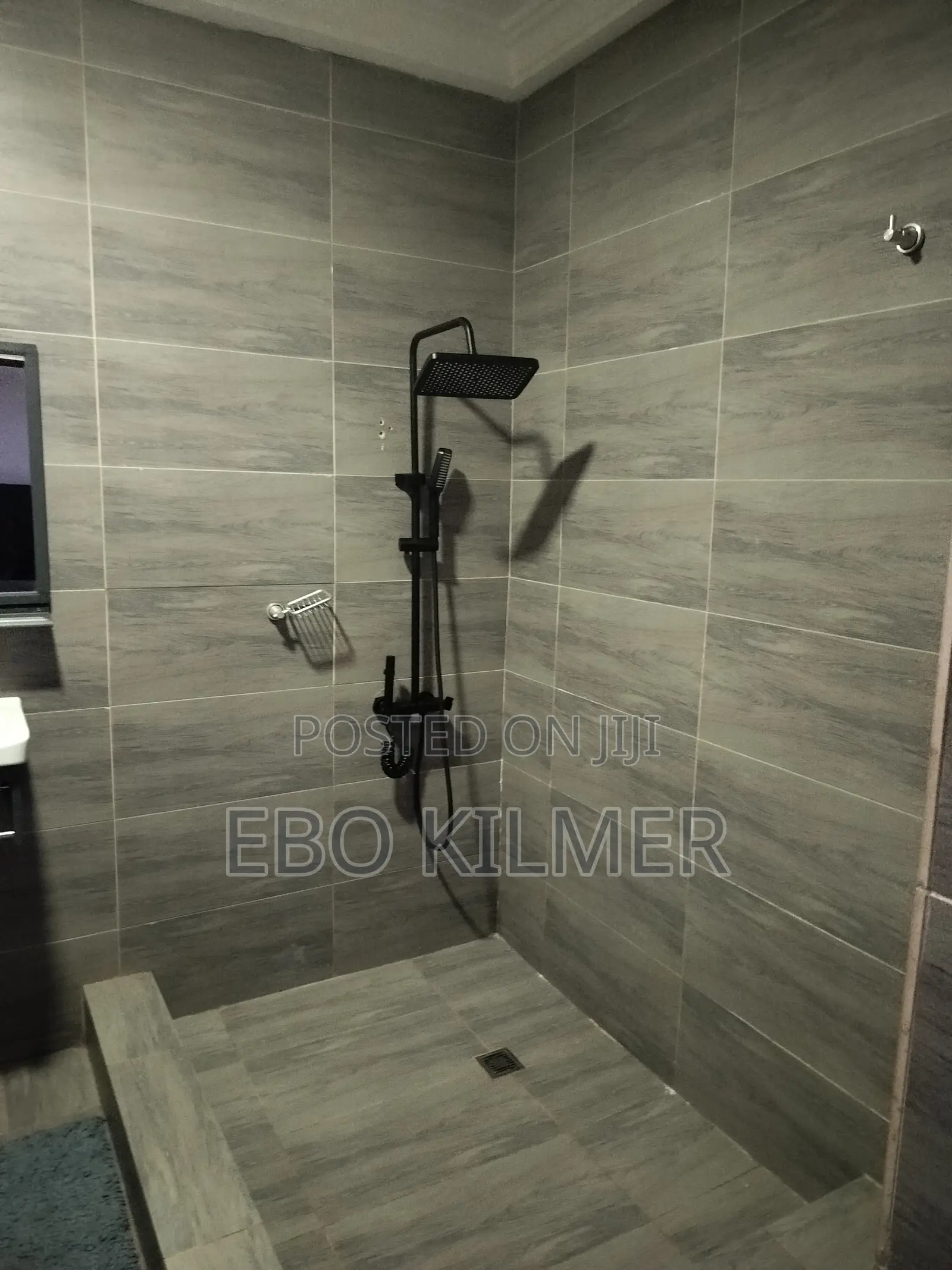 Furnished 4bdrm House in Lake Side Estate for rent