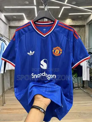 Manchester United Away Kit