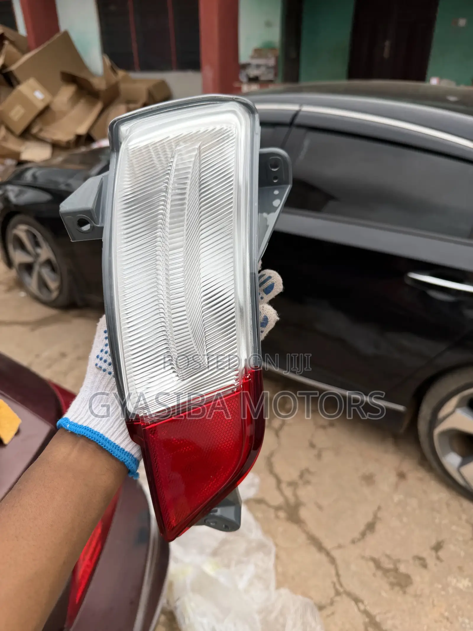 Honda Pilot 2016 - 2018 Back Bumper Reflector 800ghc