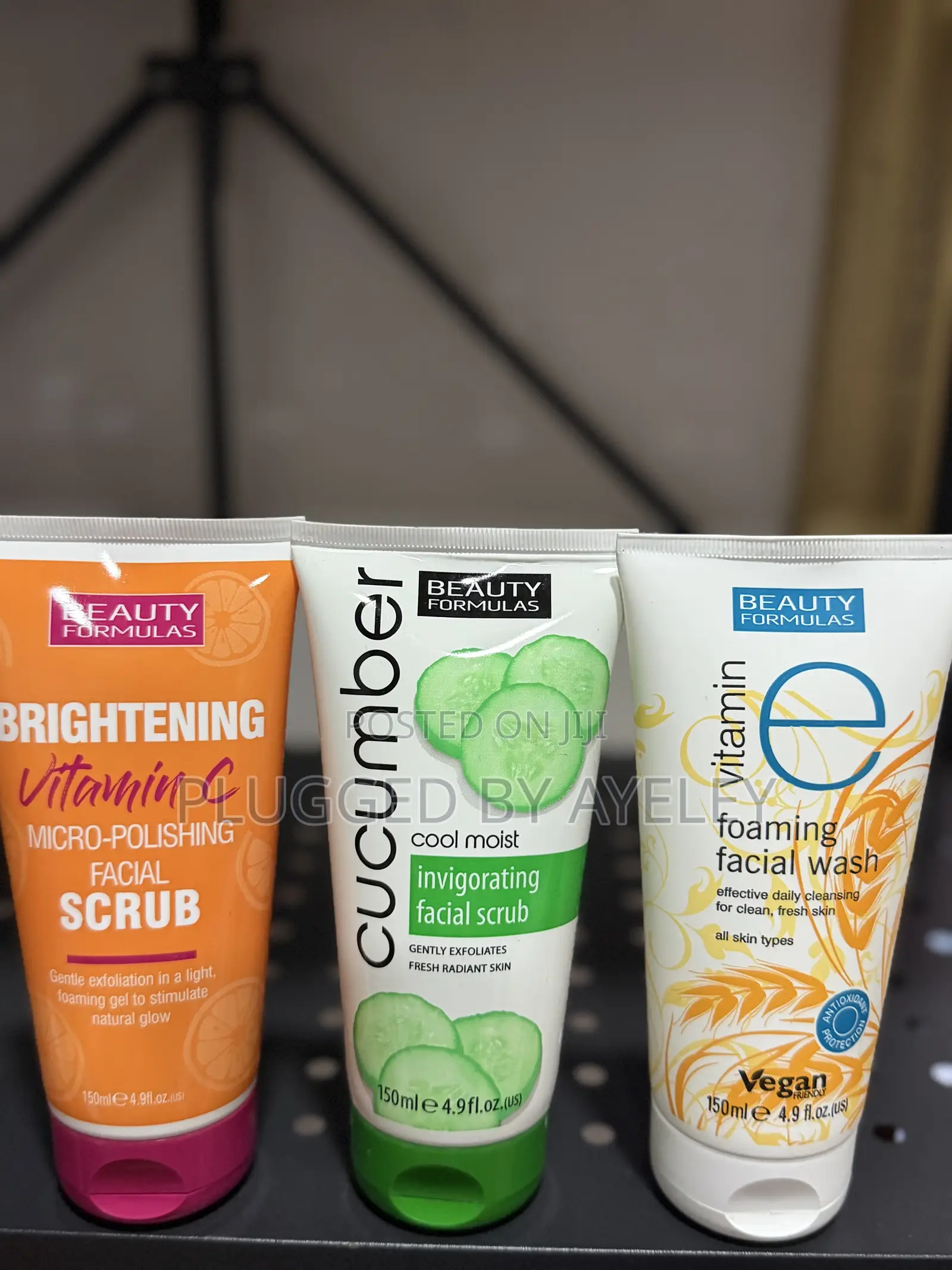 Facial Scub and Wash