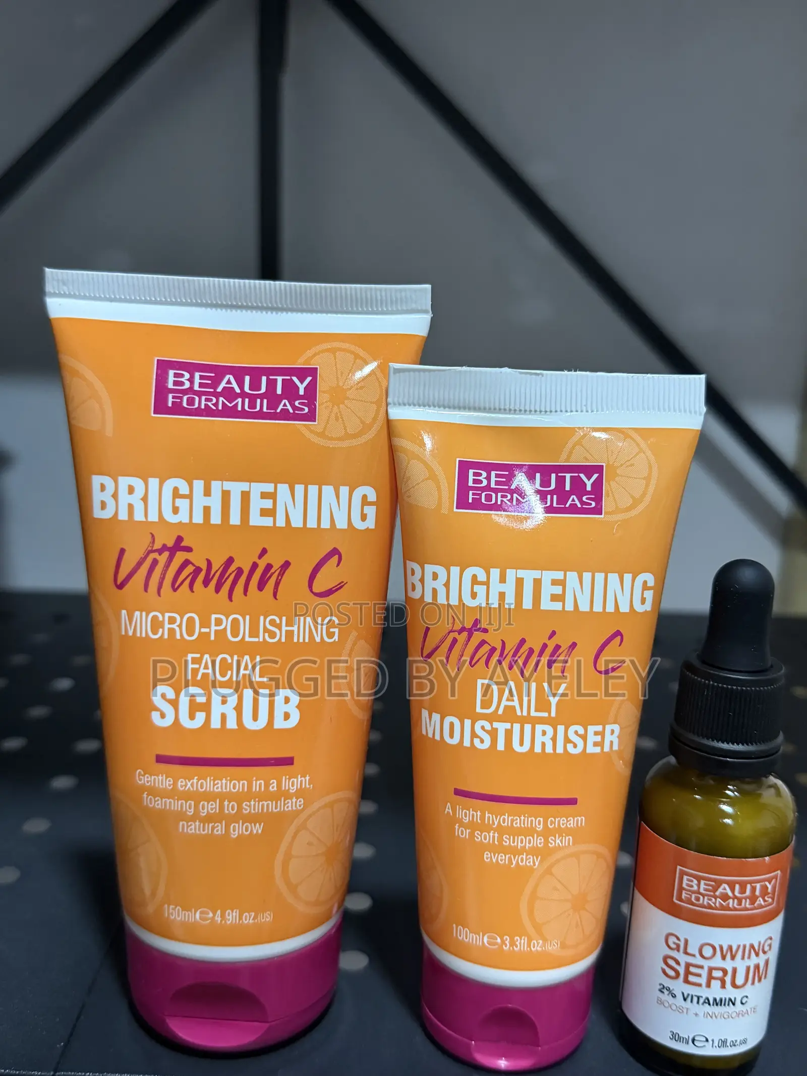 Facial Scub and Wash