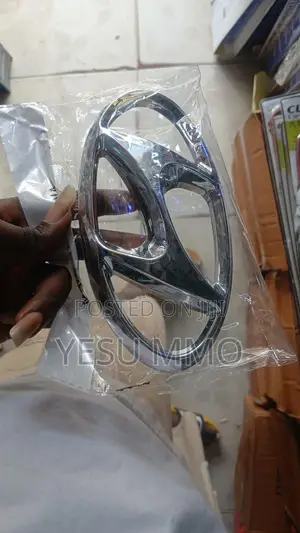 Hyundai Elantra 2022 Front Bumper Crown