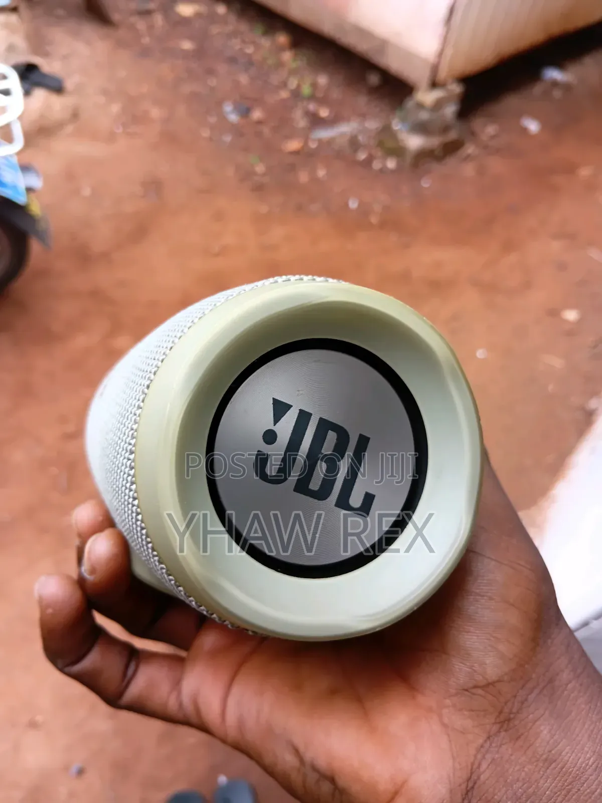 JBL Charge 3