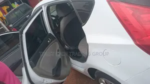 Hyundai Accent 2012 White