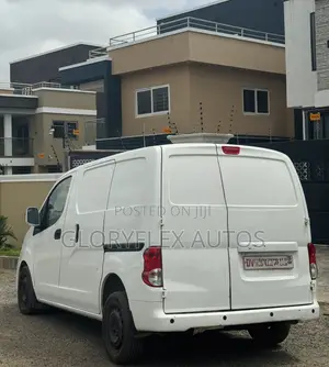 Nissan NV200 2019 White