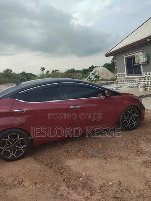 Hyundai Elantra 2012 Pink