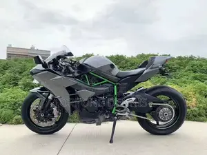 CFMoto 300SR 2025