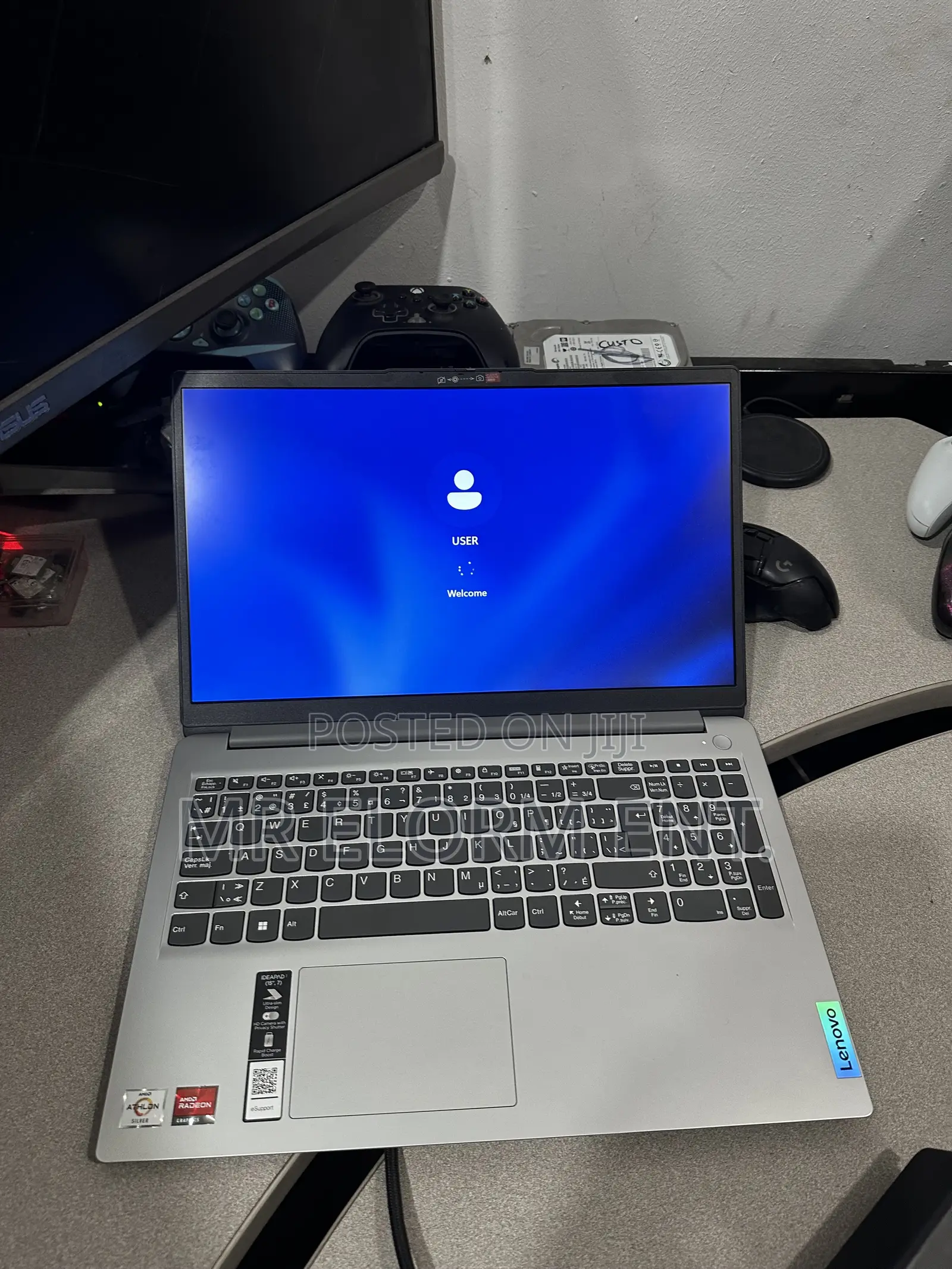 Laptop Lenovo IdeaPad 1 4GB AMD Ryzen SSD 128GB