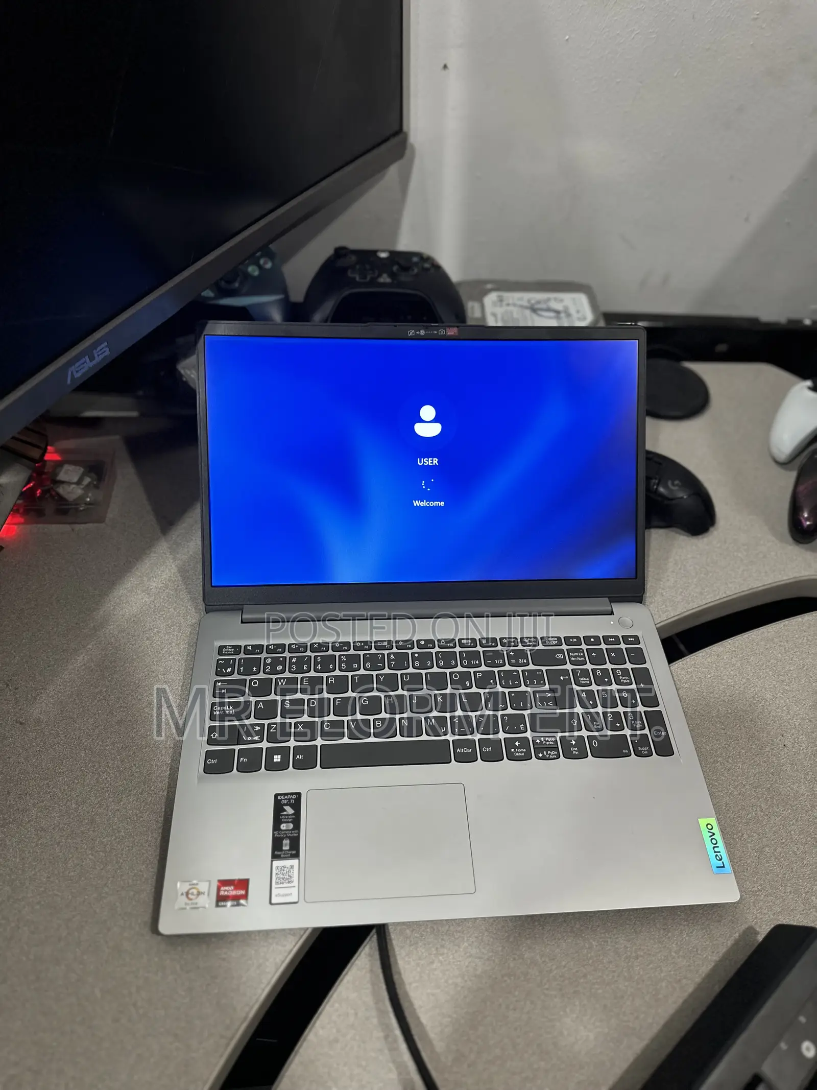 Laptop Lenovo IdeaPad 1 4GB AMD Ryzen SSD 128GB