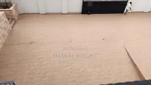 12 Bedrooms Ensuite House Consisting of 4 Unit of 3 Bedrooms Apartment