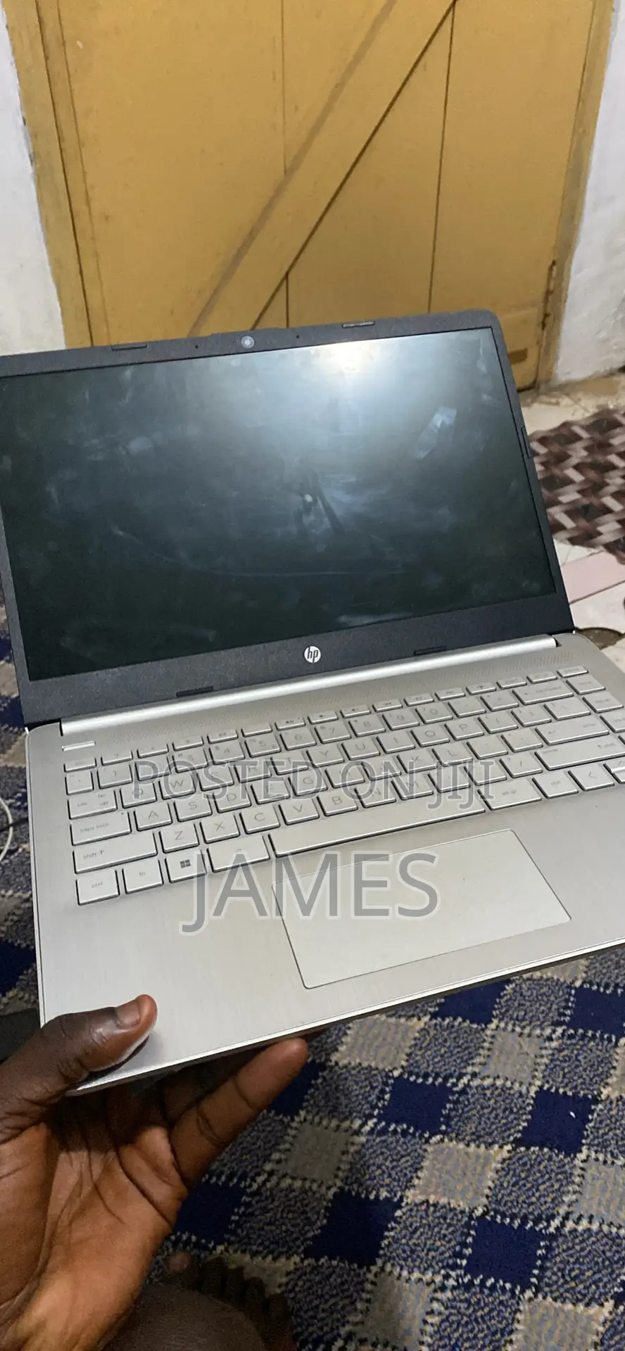 Laptop HP 14S 8GB Intel SSD 256GB