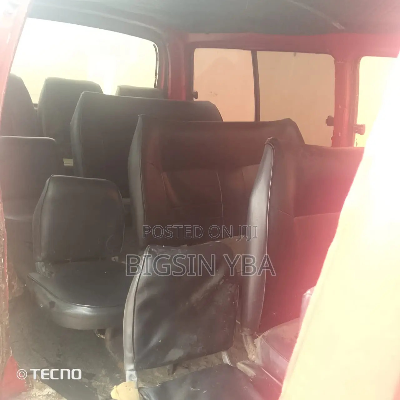 Toyota HiAce 2013 Red