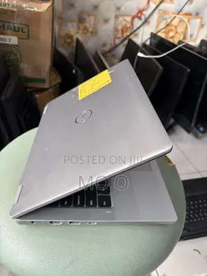 Laptop Dell Latitude 3310 2-in-1 8GB Intel Core i5 SSD 256GB