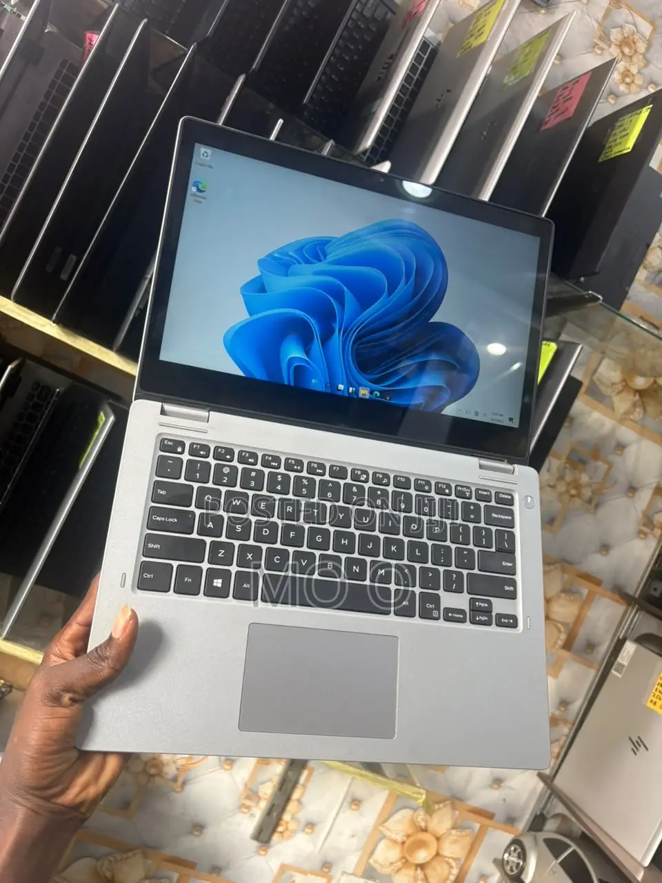 Laptop Dell Latitude 3310 2-in-1 8GB Intel Core i5 SSD 256GB