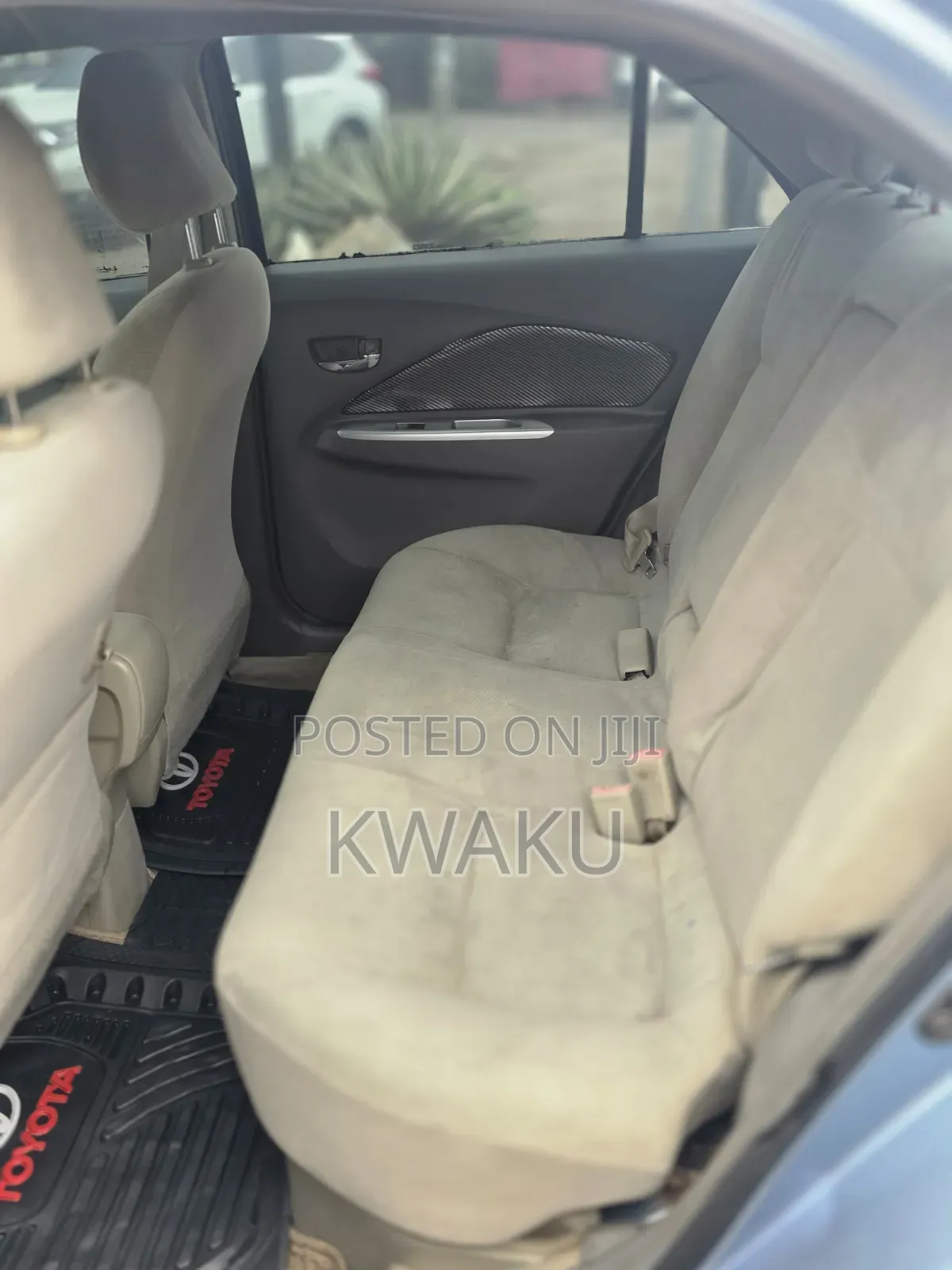 Toyota Belta 2009 Blue