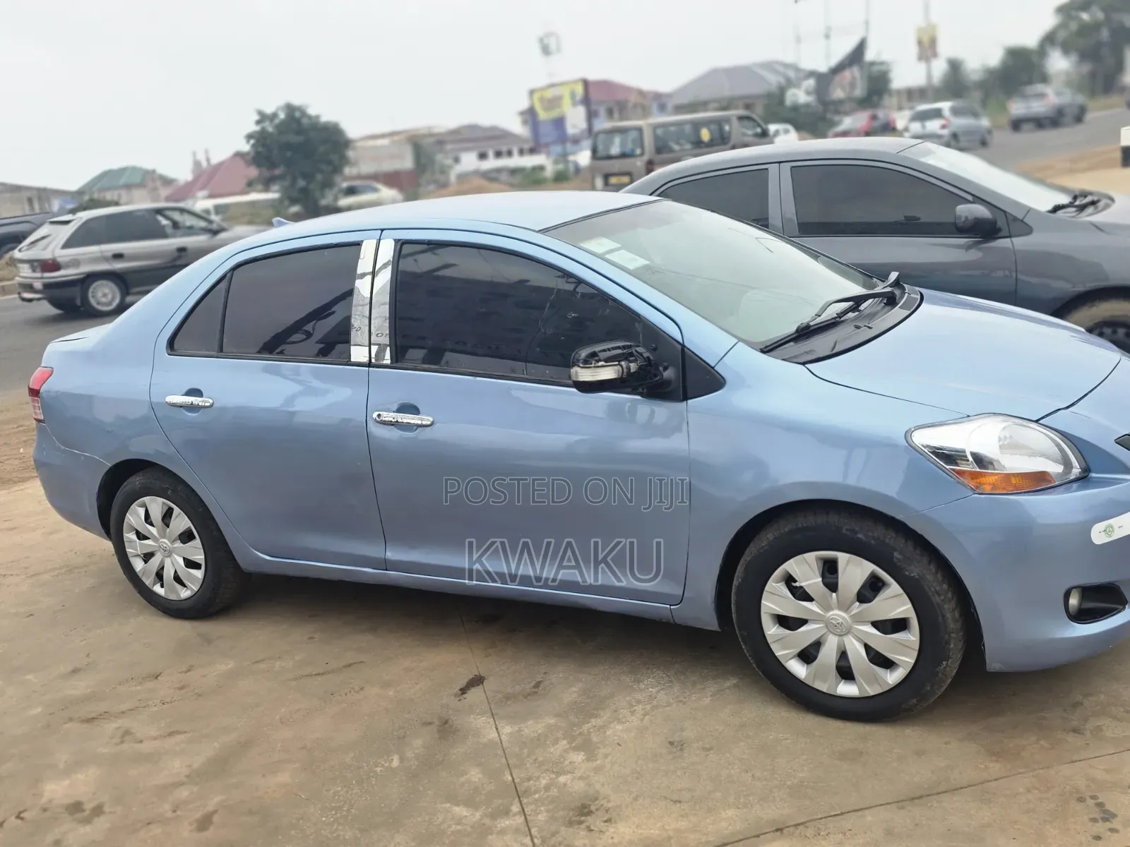 Toyota Belta 2009 Blue