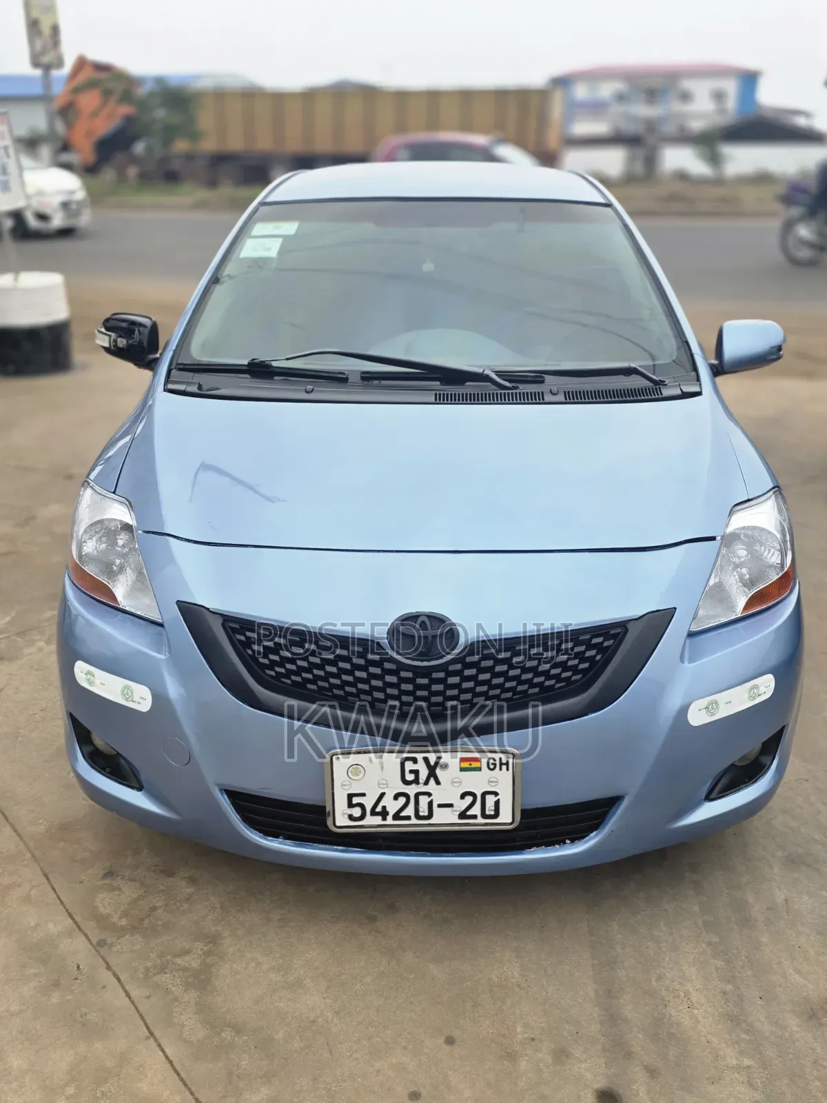 Toyota Belta 2009 Blue