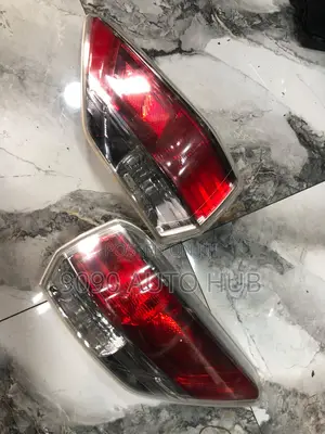 2014–2017 Toyota Highlander Taillight (Foreign Used – Premium OEM)