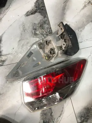 2014–2017 Toyota Highlander Taillight (Foreign Used – Premium OEM)
