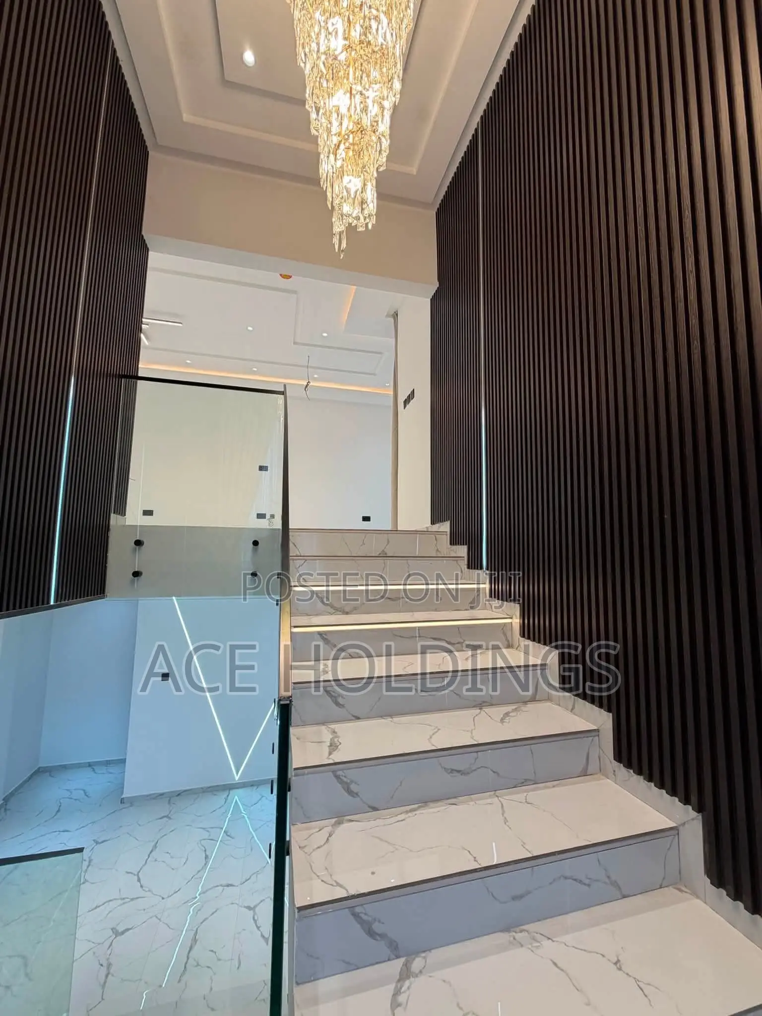 4bdrm Mansion in East Legon Hills for sale