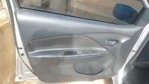 Toyota Yaris 1.5 2007 Silver