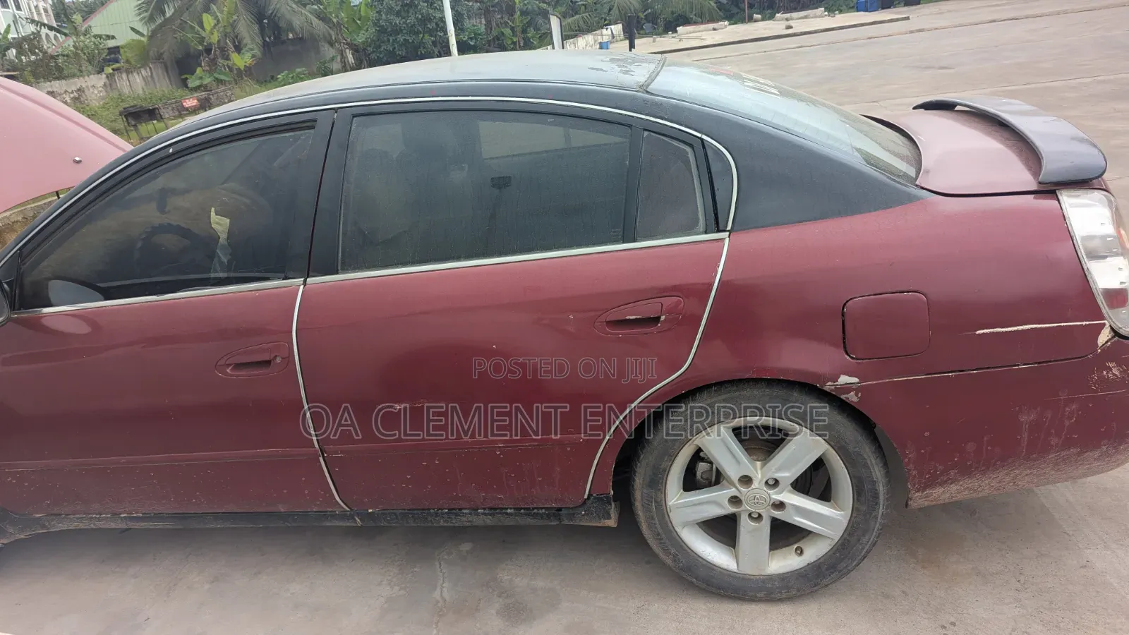 Nissan Altima 2005 Red