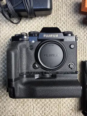 Fujifilm Xt3 With 16-50mm F2.8 Lens