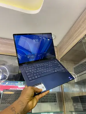 Laptop HP OmniBook X Flip 14" 16GB Intel Core Ultra 7 SSD 512GB
