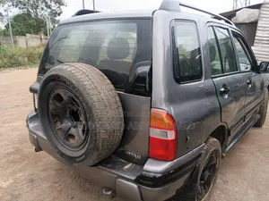 Suzuki Vitara 2010 Gray