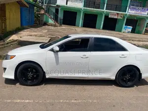 Toyota Camry L 4dr Sedan (2.5L 4cyl 6A) 2014 White