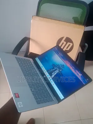 New Laptop HP 14-dq1088wm 4GB AMD Ryzen 5 HDD 4T