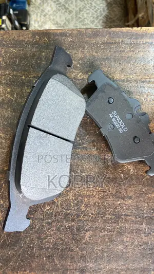 Escape 2013,2014,2015,2016,2017,2018 Front Brake Pads