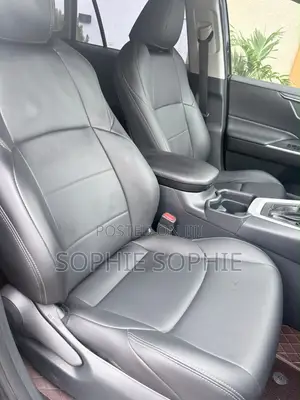 Toyota RAV4 XLE Premium FWD 2024 Black