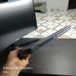 Laptop Dell Latitude 7420 16GB Intel Core i7 SSD 256GB