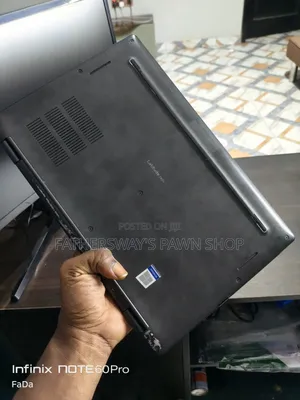 Laptop Dell Latitude 7420 16GB Intel Core i7 SSD 256GB