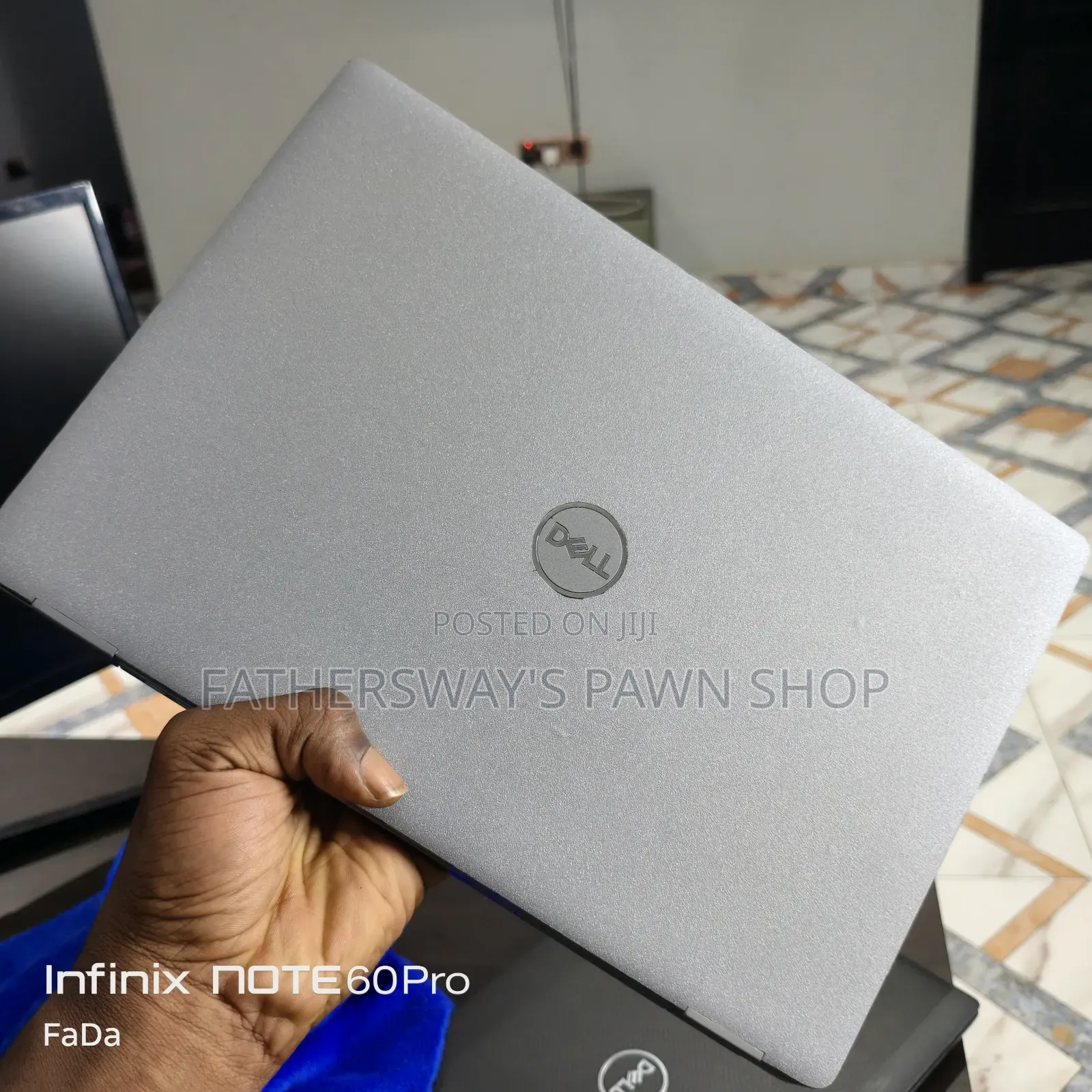 Laptop Dell Latitude 5320 8GB Intel Core i7 SSD 256GB
