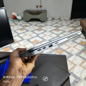 Laptop Dell Latitude 5320 8GB Intel Core i7 SSD 256GB