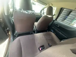 Toyota Vitz 2012 Brown