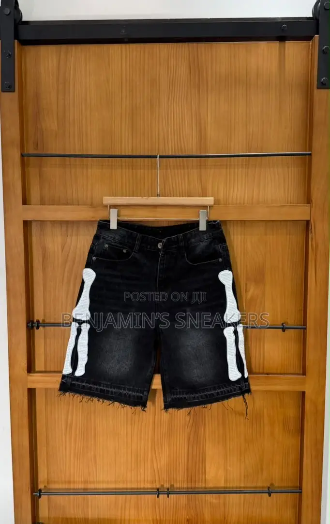 Short Jeans