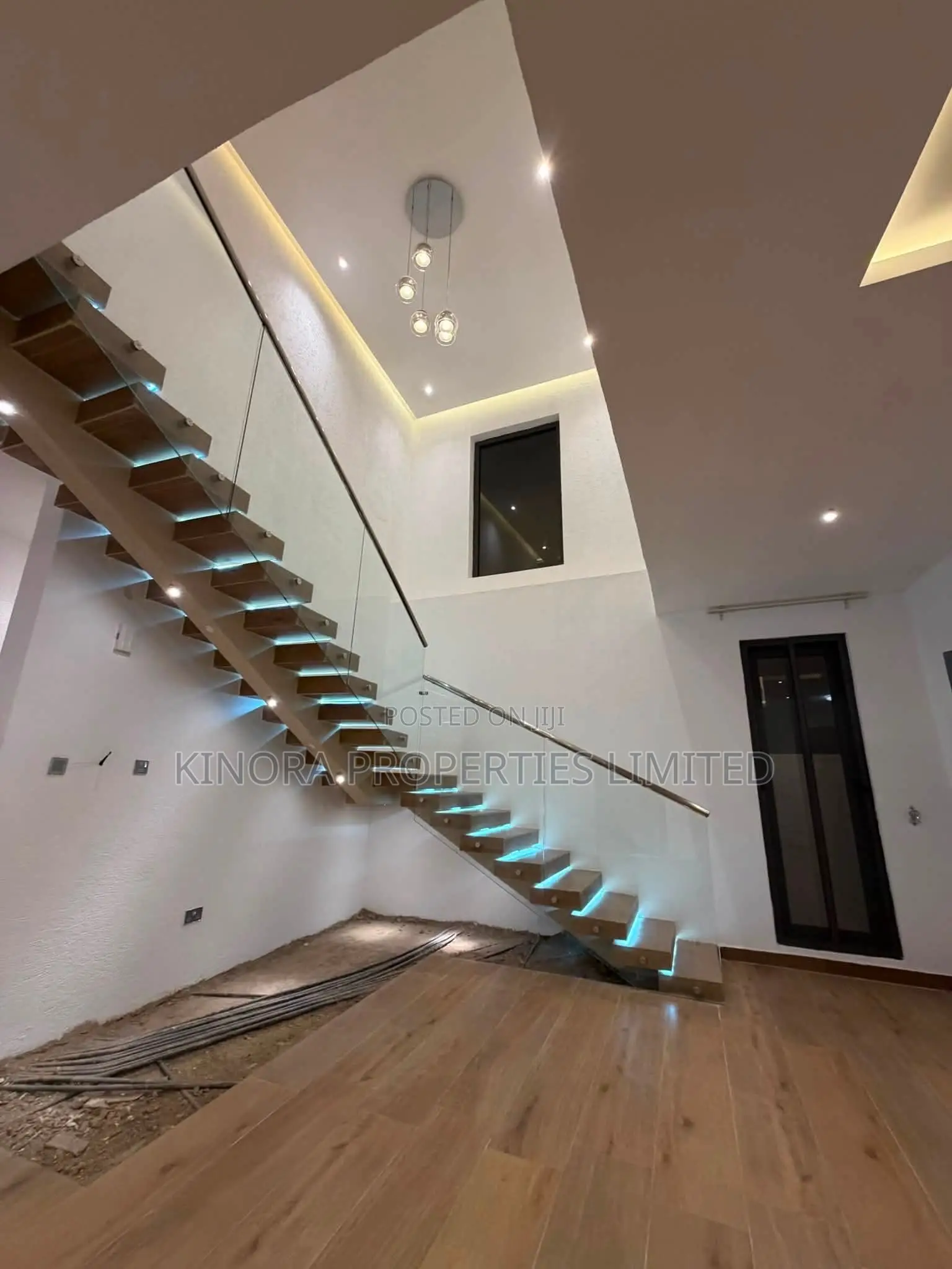 3bdrm Duplex in Lakeside Community 8, Adenta for sale