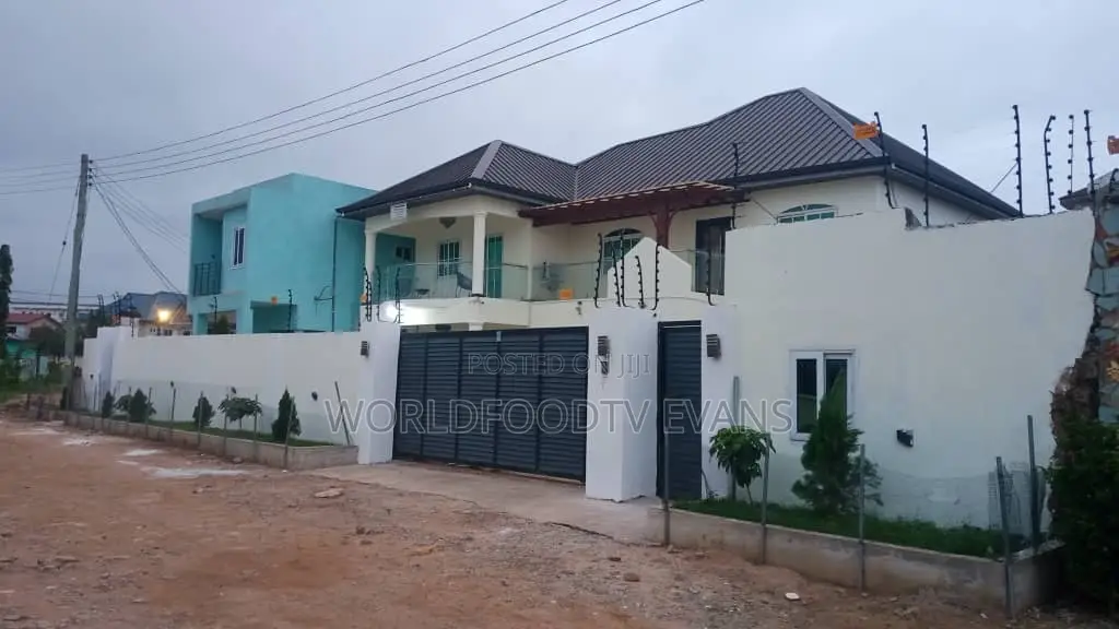 Furnished 5bdrm House in Links Properties, Ability for rent