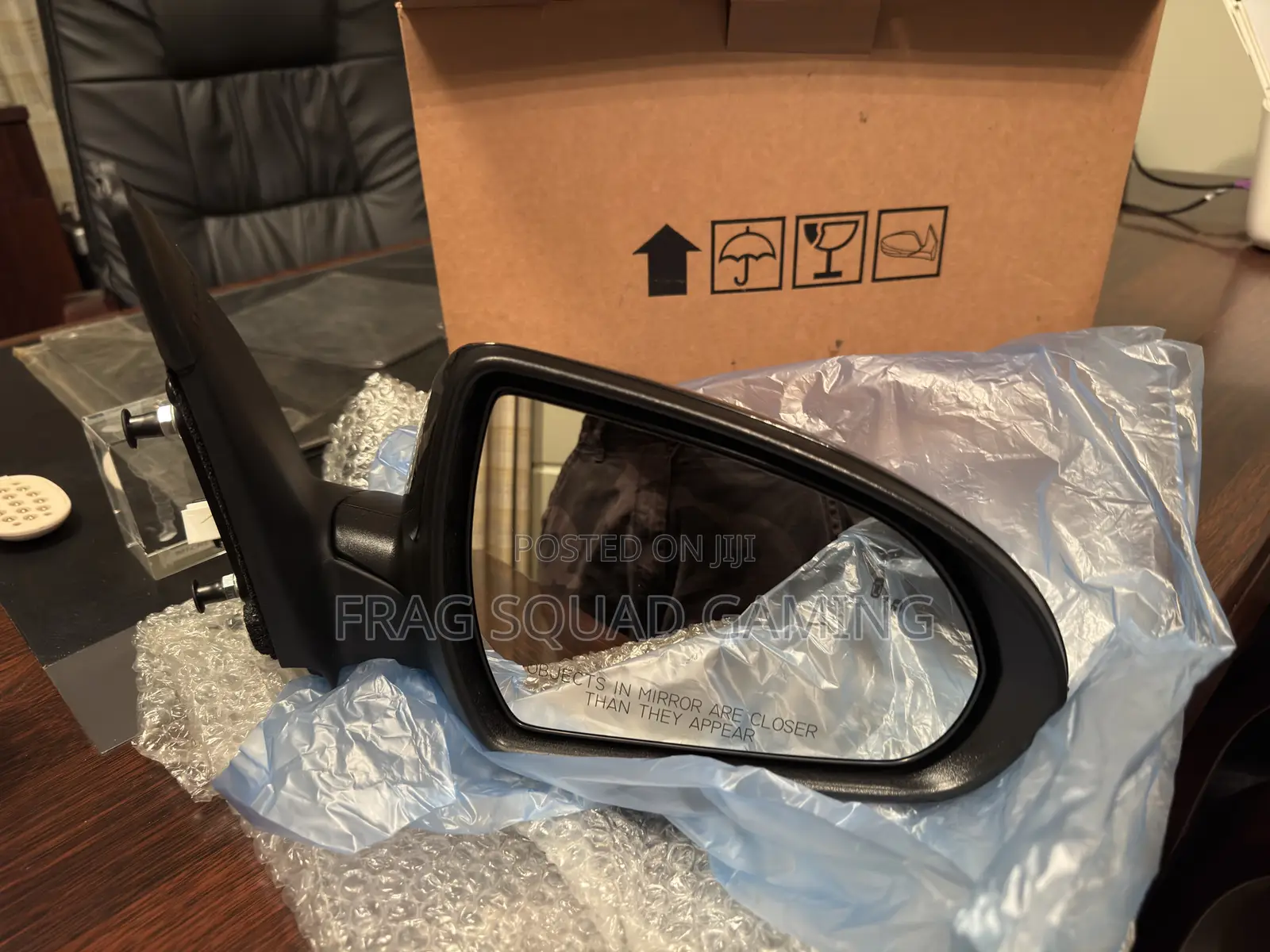 2017 Hyundai Elantra Side Mirror With BSD (Right Side)