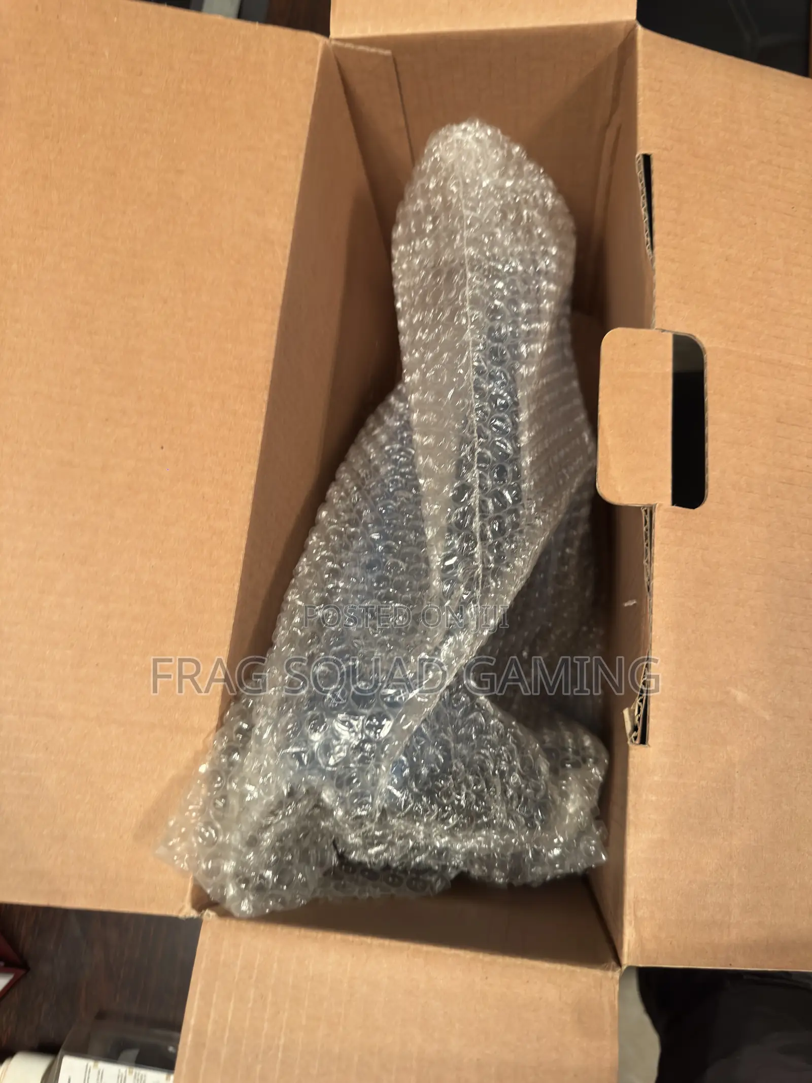 2017 Hyundai Elantra Side Mirror With BSD (Right Side)