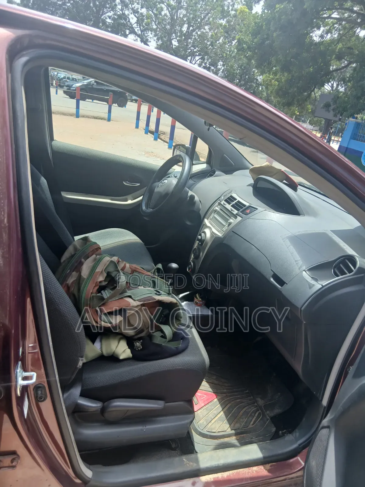 Toyota Vitz 2012 Gray