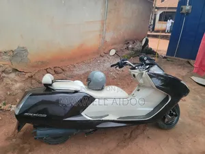 Yamaha 2007 Brown