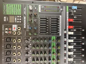 Mackie 18 Channel Mixer