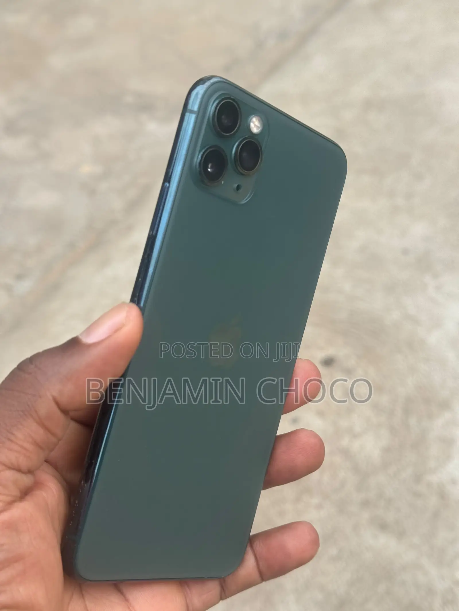 Apple iPhone 11 Pro Max 64 GB Green