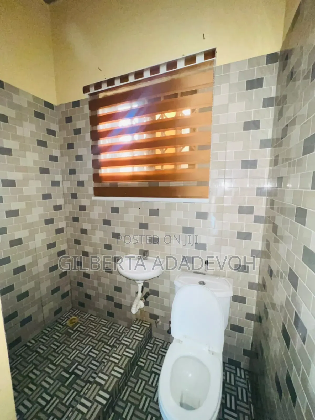 1bdrm Apartment in Borga Homes, Danfa for rent
