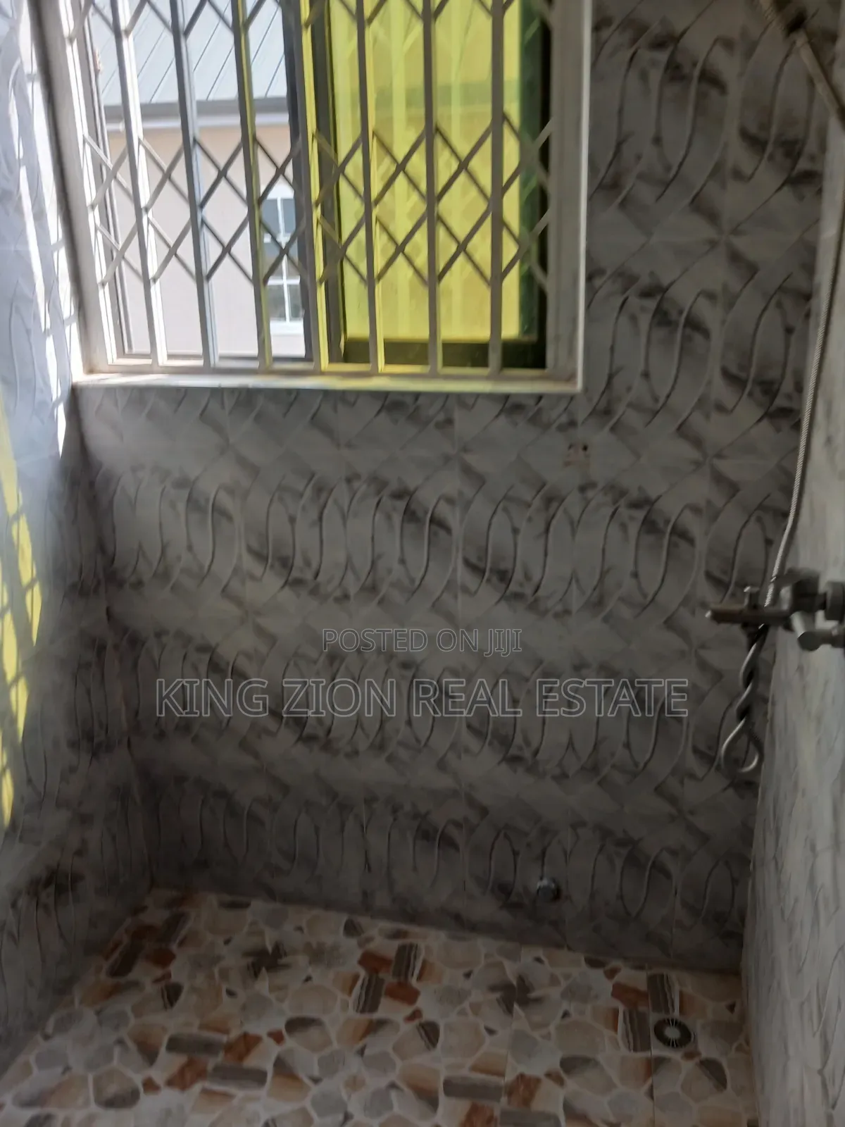 2bdrm Apartment in Anyaa, Market for rent