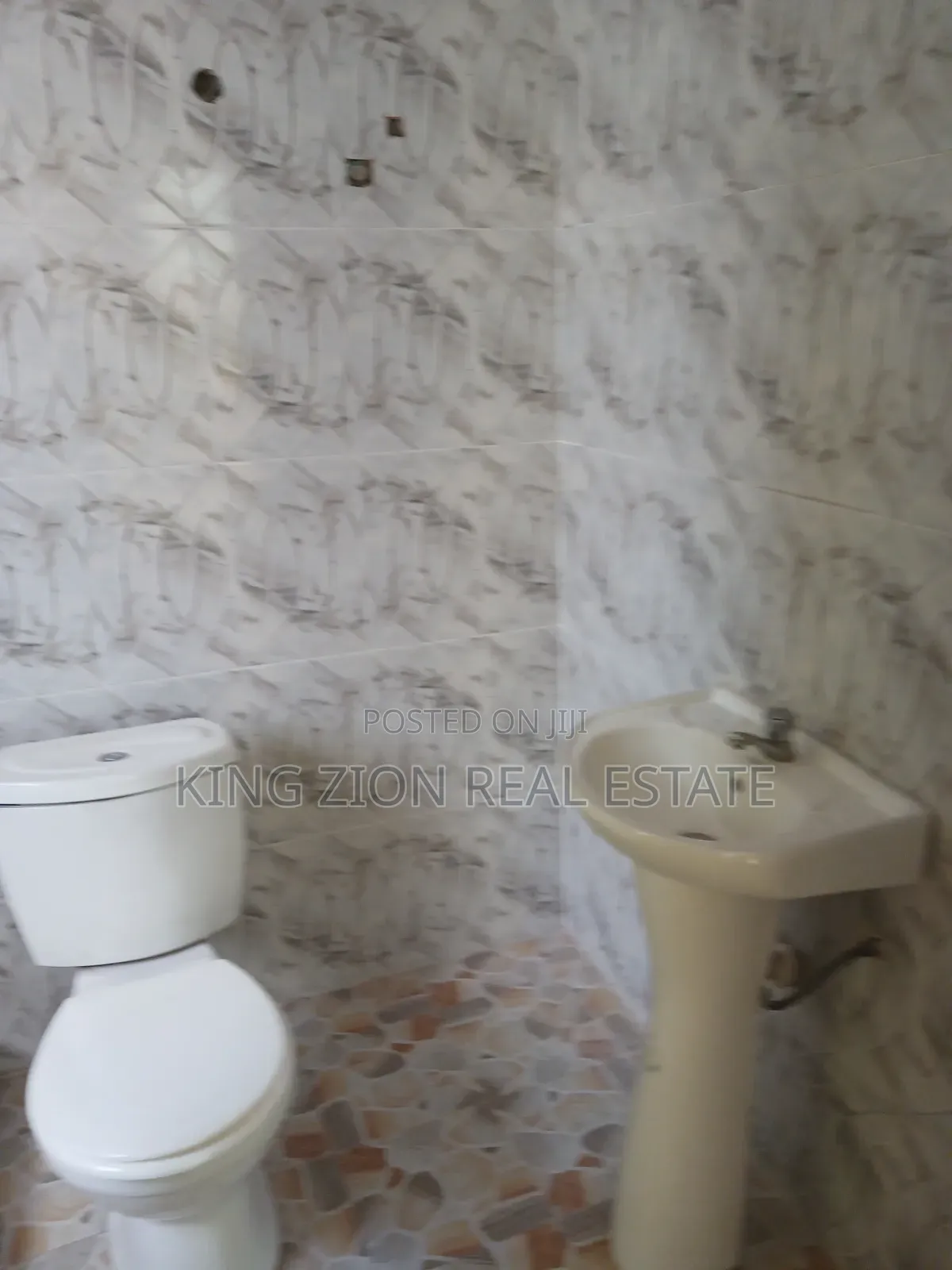 2bdrm Apartment in Anyaa, Market for rent